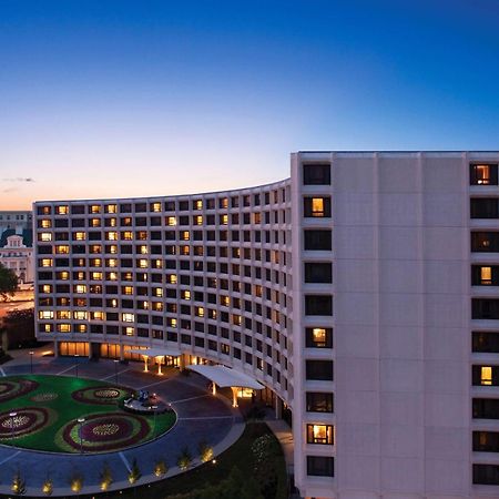 Отель Washington Hilton Экстерьер фото